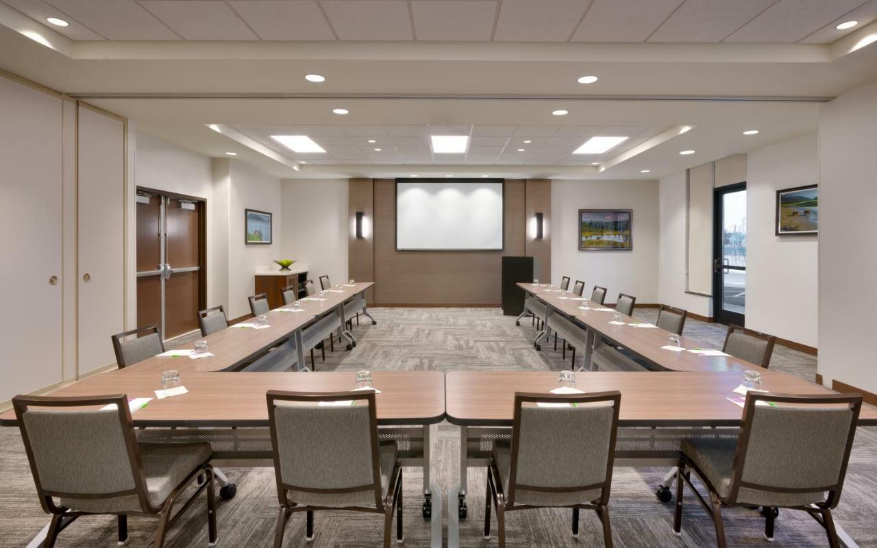 Hotel Hyatt Place Anchorage-midtown 3*
