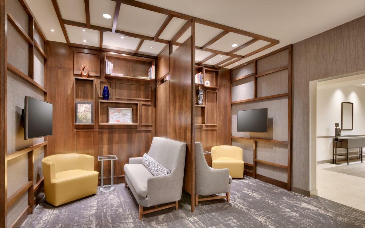 Hotel Hyatt Place Anchorage-midtown 3*